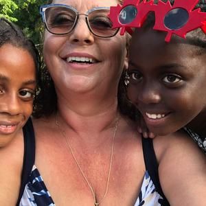 Meet your Posher, Deborah